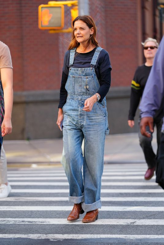 KATIE HOLMES on the Set of Happy Hours in New York 07/22/2025