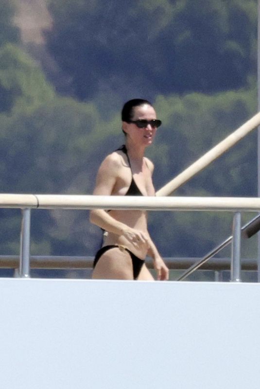 KATY PERRY Stuns in a Black Bikini on a Yacht, July 2025
