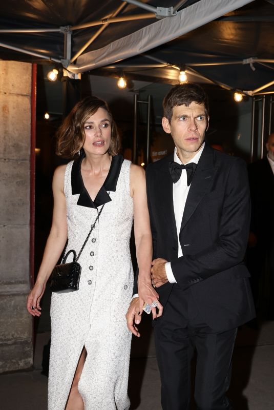 KEIRA KNIGHTLEY and James Righton Leaves Bal d