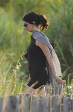 KENDALL JENNER Arrives at Shellona Beach Club in St. Tropez 07/06/2025