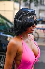 KIM KARDASHIAN Arrives at Balenciaga Fitting in Paris 07/08/2025