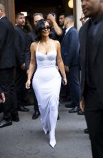 KIM KARDASHIAN Arrives at Balenciaga Haute Couture Fashion Show in Paris 07/09/2025