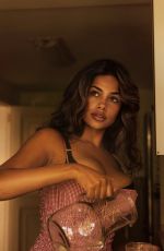 KOMAL ILSANKER - Instagram Photos 07/11/2025