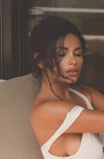 KOMAL ILSANKER - Instagram Photos 07/16/2025