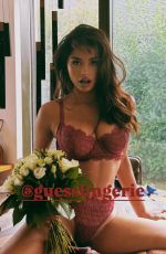 KOMAL ILSANKER - Instagram Photos and Video 07/10/2025