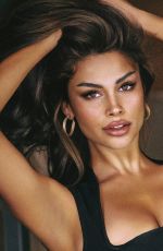 KOMAL ILSANKER - Instagram Photos and Videos 07/05/2025