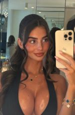 MADDY CHEARY - Instagram Photos and Videos 07/11/2025