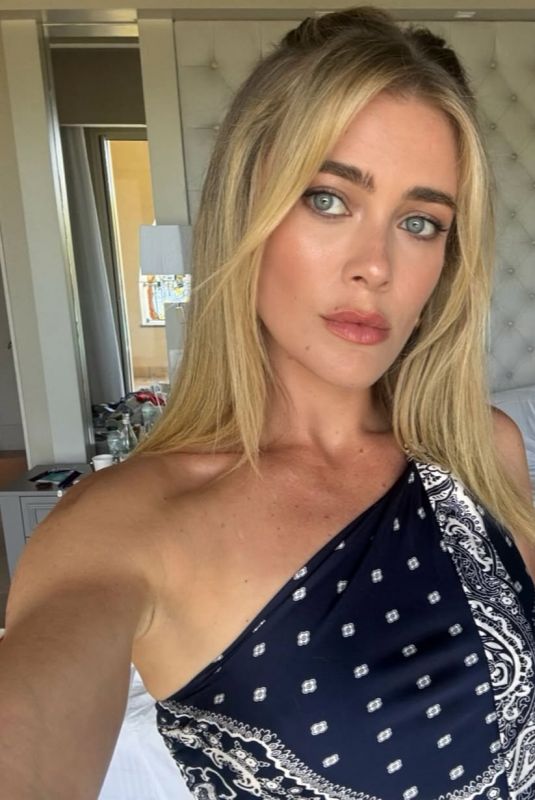 MELISSA ROXBURGH - Instagram Photos 07/18/2025