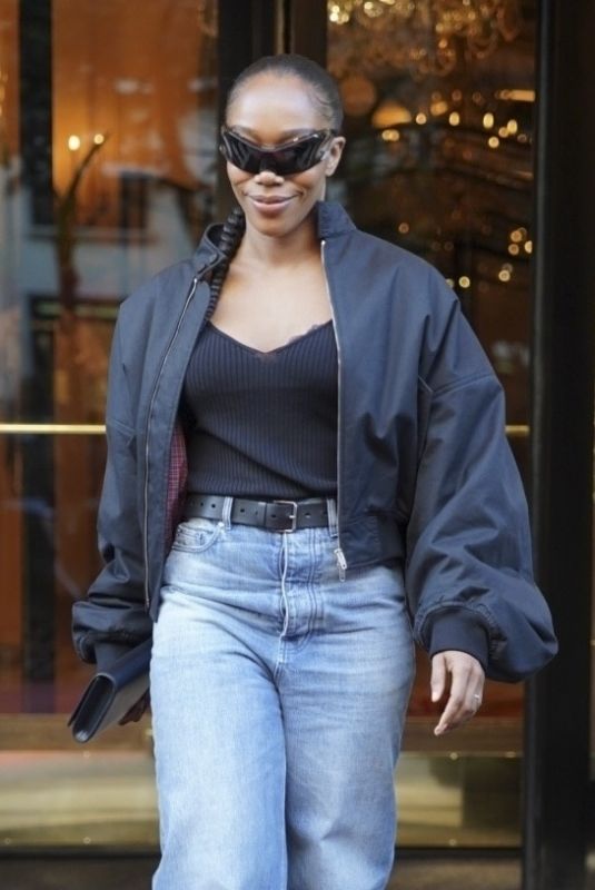 NAOMI ACKIE Leaves Her Hotel in Paris 07/09/2025