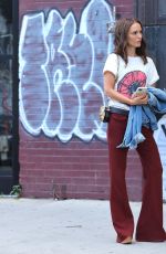 NATALIE PORTMAN on the Set of Good Sex in Brooklyn in New York City 07/24/2025