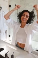 NAZANIN MANDI - Instagram Photos 07/16/2025
