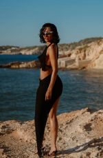 NAZANIN MANDI - Instagram Photos 07/23/2025