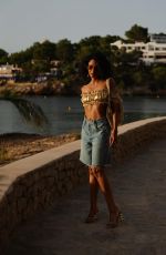 NAZANIN MANDI - Instagram Photos 07/26/2025