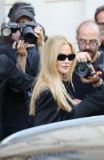 NICOLE KIDMAN Arrives at Balenciaga Show at Paris Fashion Week 07/09/2025