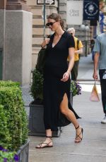 Pregnant KARLIE KLOSS Out and About in New York City 07/17/2025