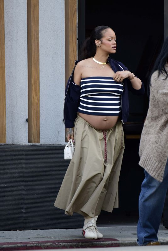 Pregnant RIHANNA Out and About in Los Angeles 07/14/2025