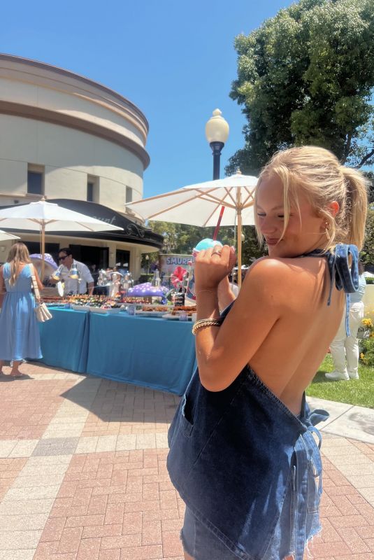 PRESSLEY HOSHBACH - Instagram Photos 07/16/2025