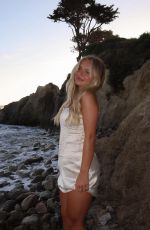 PRESSLEY HOSHBACH - Instagram Photos 07/26/2025