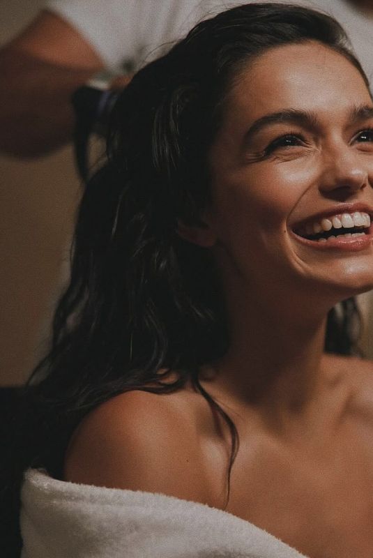 RACHEL ZEGLER - Instagram Photos 07/03/2025