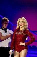 SABRINA CARPENTER Performs at Hyde Park in London 07/05/2025