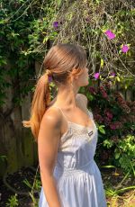 SARAH CATHERINE HOOK - Instagram Photos 07/16/2025