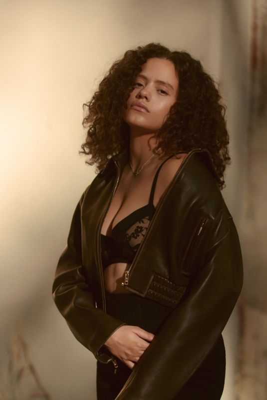SARAH JEFFERY for Imagine Magazine, July 2025