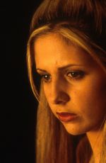SARAH MICHELLE GELLAR - I Know What You Did Last Summer Promotional Stills, September 1997