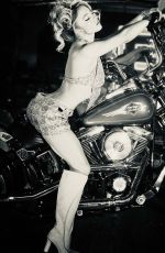 SYDNEY SWEENEY - Von Magazine Outtakes Set, July 2022