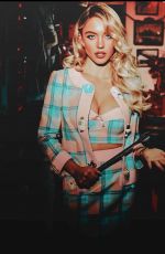 SYDNEY SWEENEY - Von Magazine Outtakes Set, July 2022