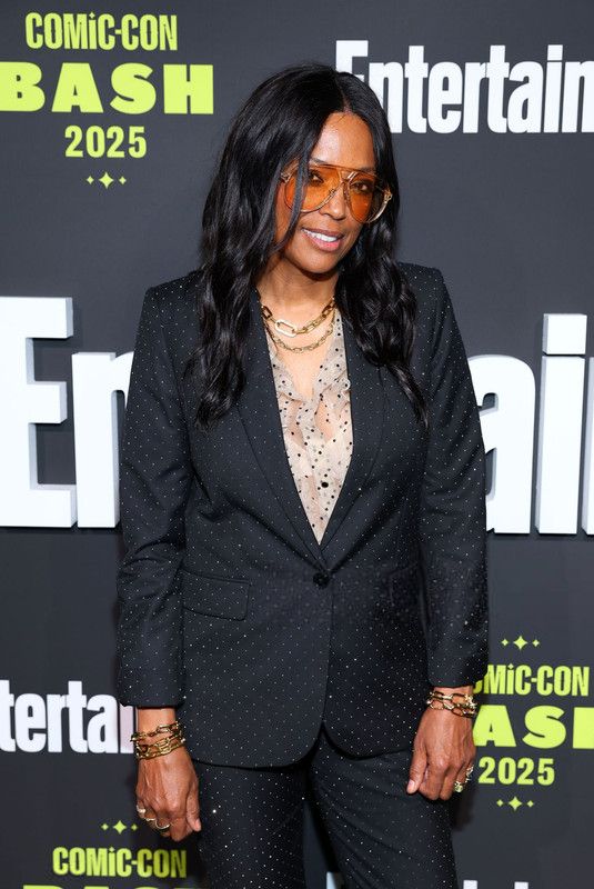 AISHA TYLER at Entertainment Weekly