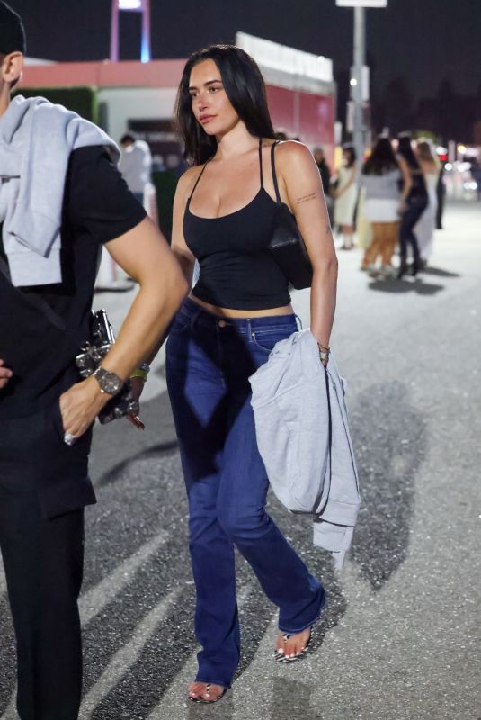ANASTASIA KARANIKOLAOU Leaves Gracie Abrams Concert in Los Angeles 08/06/2025