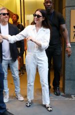 ANNE HATHAWAY Leaves Set of Devil Wears Prada 2 in New York - 07/31/2025