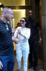 ANNE HATHAWAY Leaves Set of Devil Wears Prada 2 in New York - 07/31/2025