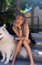 ANNE WINTERS - Instagram Photos 08/19/2025