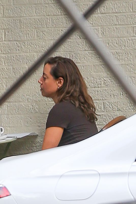 AUBREY PLAZA Out for Dinner with Her Dog in New York City 08/27/2025