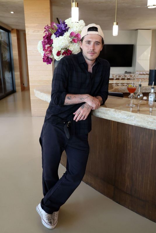 Brooklyn Beckham - Plan A Summer Party With Brooklyn Peltz Beckham And Airbnb Experiences 08/06/2025
