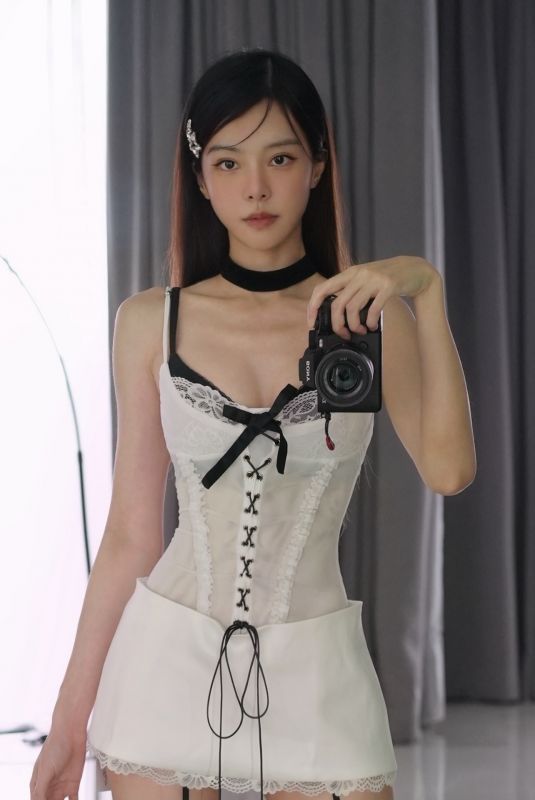 CATHRYN LI - Instagram Photos 08/19/2025
