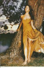 CHARISMA CARPENTER in Serial Magazine, Russia March 2002
