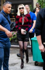 EMILY BLUNT Take a Small Break while on the Set 0814/2025