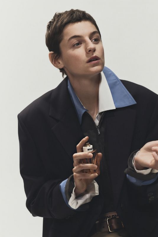 EMMA CORRIN for Miutine - The New Fragrance by Miu Miu 2025