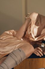 EMMA CORRIN for Miutine - The New Fragrance by Miu Miu 2025