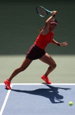 EMMA RACUANU LOses in Women