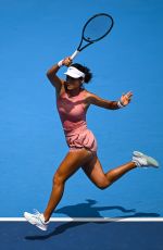 EMMA RADUCANU at 3rd Round of Cincinnati Open in Mason 08/11/2025