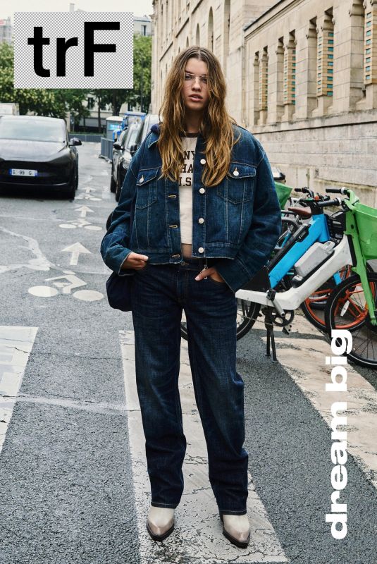 EVER ANDERSON for Zara Denim Collection, August 2025