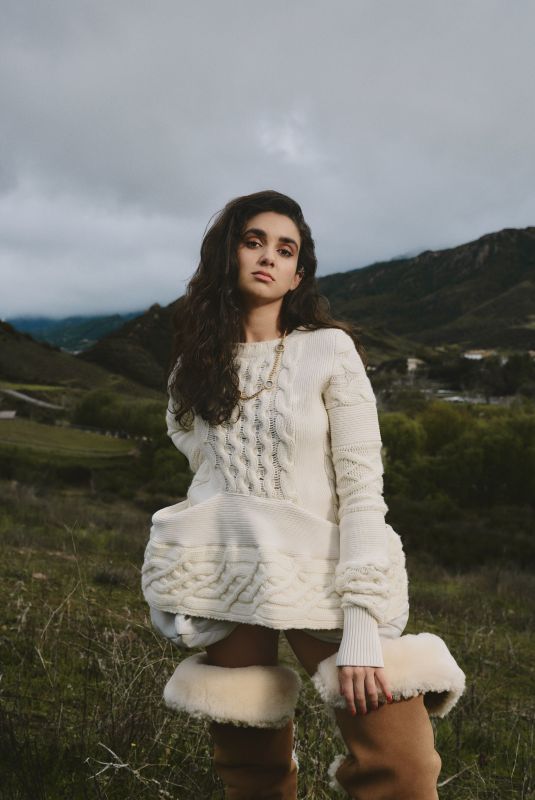 GERALDINE VISWANATHAN for Elle Magazine, May 2025