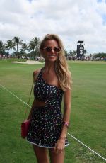 JENA SIMS - - Instagram Photos and Videos 08/22/2025