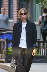 JENNIFER LAWRENCE Out and About in New York City 08/19/2025