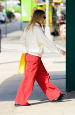 JENNIFER LAWRENCE Out and About in New York City 08/25/2025