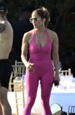 JENNIFER LOPEZ Rehearses in a Pink Jumpsuit at Cala di Volpe Hotel in Costa Smerlada 08/12/2025