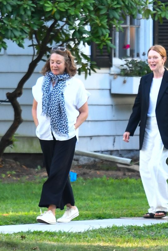 JULIANNE MOORE, TALIA BALSAM, MADDIE CORMAN and ALI WENTWORTH Out in The Hamptons 08/25/2025